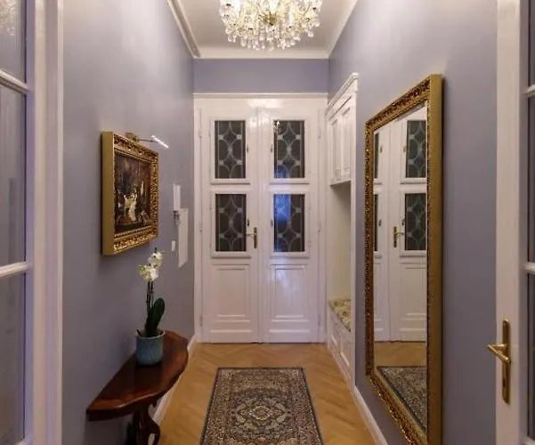 Taban Art Appartmann 公寓