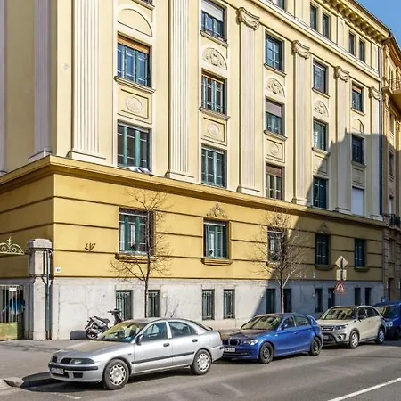 Apartamento Tabán Art Appartmann