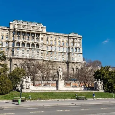 Taban Art Appartmann *